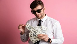 干一年顶3年！大佬壕发27个月的年中奖