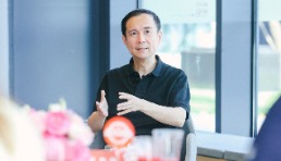 阿里张勇连线平台商家：坚信经济发展中消费的力量